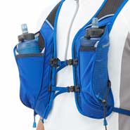 Easily accessible shoulder pocket (photo: Cross Runner Pack 15L)

