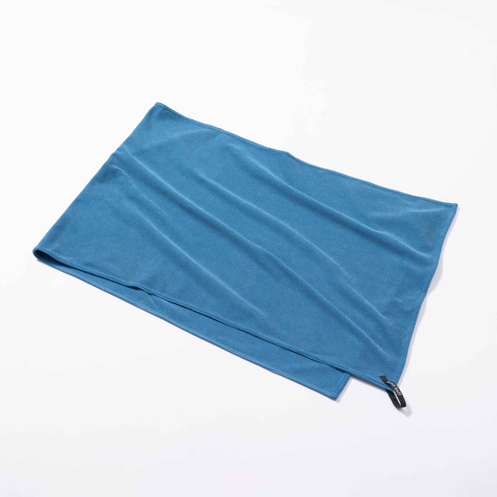 Professional Fishing Hiking Towel with Safety Buckle Hook Thickened  Absorbent Quick Dry Outdoor Fishing Tackle Towel XX Color: Blue