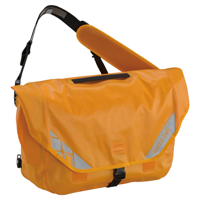 Golden Orange Dry Messenger Bag M